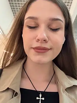 LisaSweetie online show from 03-04-26, 04:13