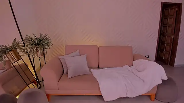 KateSunder online show from 10-15-25, 02:28