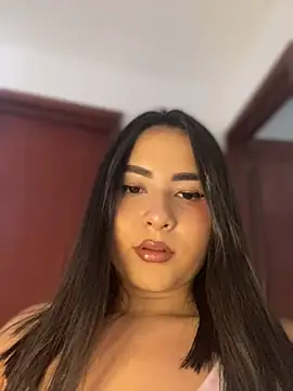 Snapshot of jailyncam_ chatting on 01-18-25, 07:26 jailyncam online show from 01-18-25, 07:26