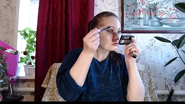 Snapshot of EmilyDoth chatting on 02-21-26, 05:30 EmilyDoth online show from 02-21-26, 05:30