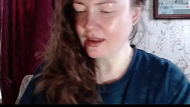 Snapshot of EmilyDoth chatting on 03-16-26, 04:40 EmilyDoth online show from 03-16-26, 04:40