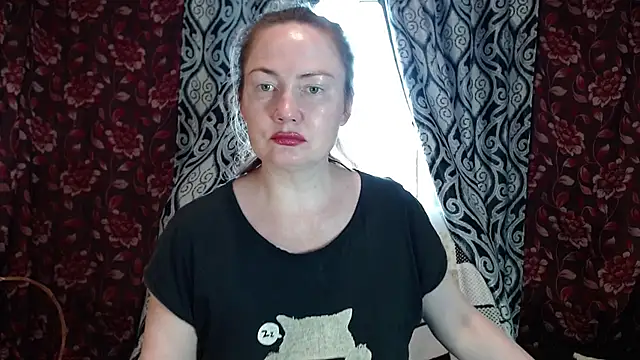 Snapshot of EmilyDoth chatting on 07-09-26, 06:28 EmilyDoth online show from 07-09-26, 06:28