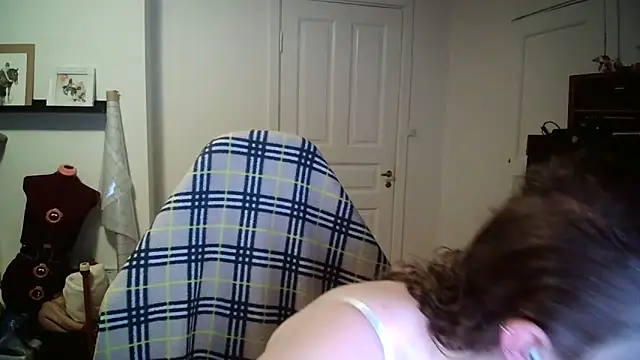 Girlnina-1995 online show from 01-15-26, 09:03