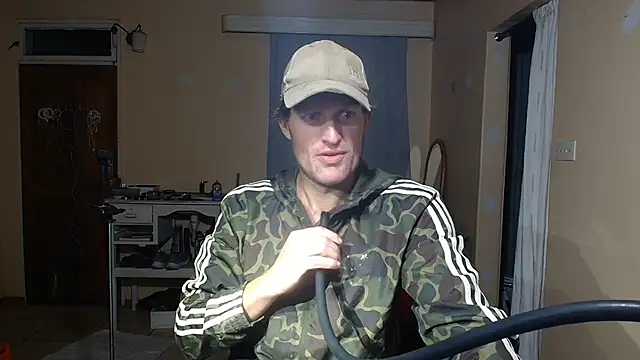 Snapshot of the-billy-blue chatting on 06-02-26, 10:12 the-billy-blue online show from 06-02-26, 10:12