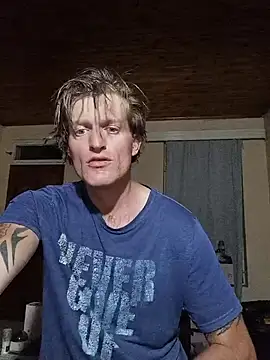 Snapshot of the-billy-blue chatting on 07-22-26, 02:14 the-billy-blue online show from 07-22-26, 02:14