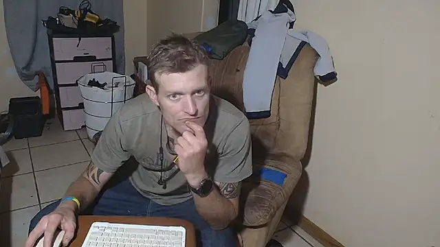 Snapshot of the-billy-blue chatting on 07-29-26, 07:23 the-billy-blue online show from 07-29-26, 07:23