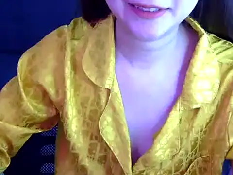 Bee 2k online show from 11-29-25, 04:59