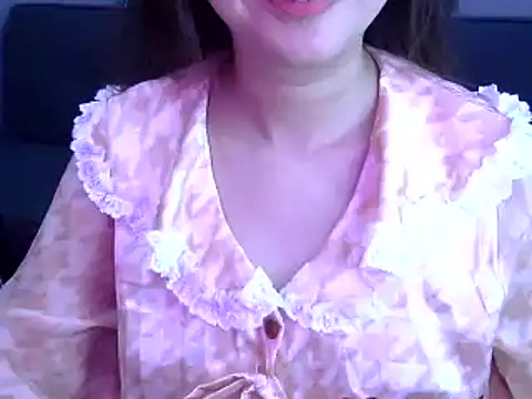 Snapshot of Bee_2k chatting on 06-05-26, 04:30 Bee 2k online show from 06-05-26, 04:30