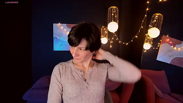 LorenDaze online show from 01-15-25, 02:02