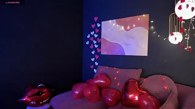 LorenDaze online show from 02-14-25, 05:14