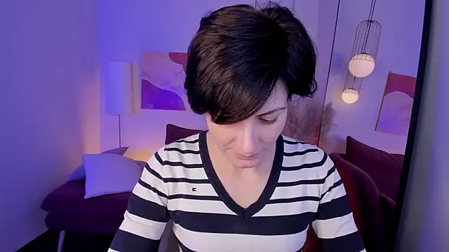 LorenDaze online show from 12-22-25, 07:49