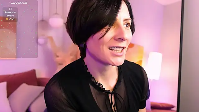 LorenDaze online show from 02-18-26, 02:02