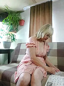 IrmaRose online show from 10-29-25, 04:59