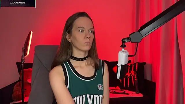 DivineBite online show from 11-10-25, 04:17