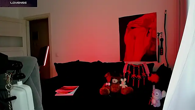 DivineBite online show from 07-14-26, 03:40