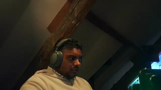 Bandusrilankasexymen online show from 10-10-25, 10:42