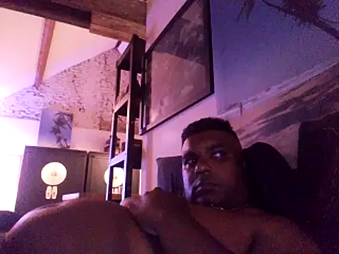 Snapshot of Bandusrilankasexymen chatting on 06-30-26, 12:33 Bandusrilankasexymen online show from 06-30-26, 12:33