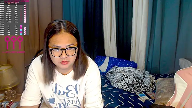 MagnificatMistress online show from 10-16-25, 09:49