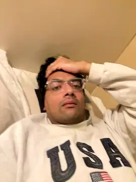 Snapshot of BritKink chatting on 11-16-25, 12:16 BritKink online show from 11-16-25, 12:16