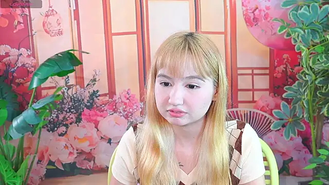 Pinkie Princes online show from 11-04-25, 07:13