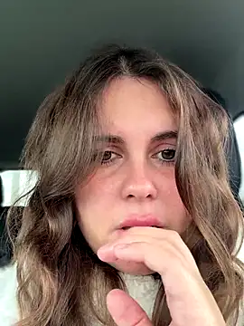 Snapshot of Samantha_official chatting on 12-14-25, 01:05 Samantha official online show from 12-14-25, 01:05