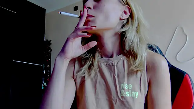 karo123421 online show from 10-17-25, 10:18