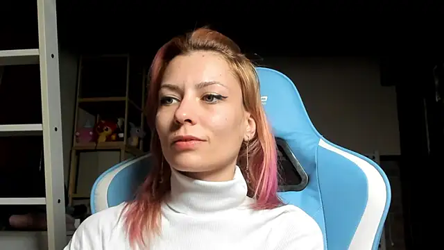 karo123421 online show from 10-25-25, 07:19