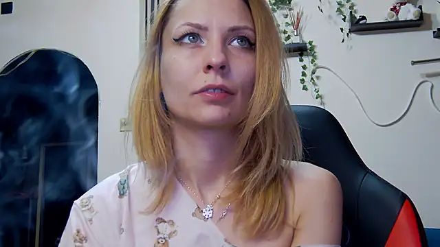 karo123421 online show from 02-22-26, 07:56