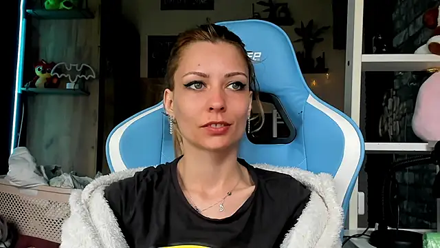 karo123421 online show from 03-16-26, 05:44