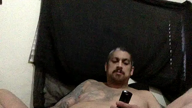 Snapshot of Vision1285 chatting on 01-05-25, 12:42 Vision1285 online show from 01-05-25, 12:42