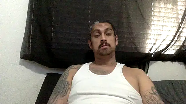 Snapshot of Vision1285 chatting on 01-07-25, 10:30 Vision1285 online show from 01-07-25, 10:30