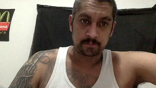 Snapshot of Vision1285 chatting on 01-09-25, 10:20 Vision1285 online show from 01-09-25, 10:20