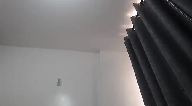 Snapshot of peeky_pinky chatting on 02-04-25, 07:40 peeky pinky online show from 02-04-25, 07:40