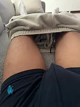 Snapshot of hasoo766 chatting on 03-12-26, 01:17 hasoo766 online show from 03-12-26, 01:17