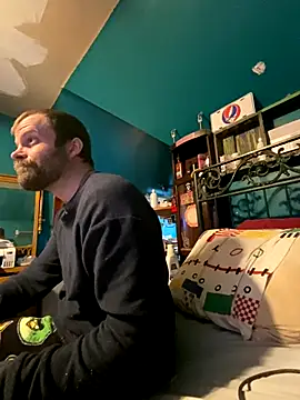 Snapshot of charactrzero chatting on 12-14-25, 08:13 charactrzero online show from 12-14-25, 08:13