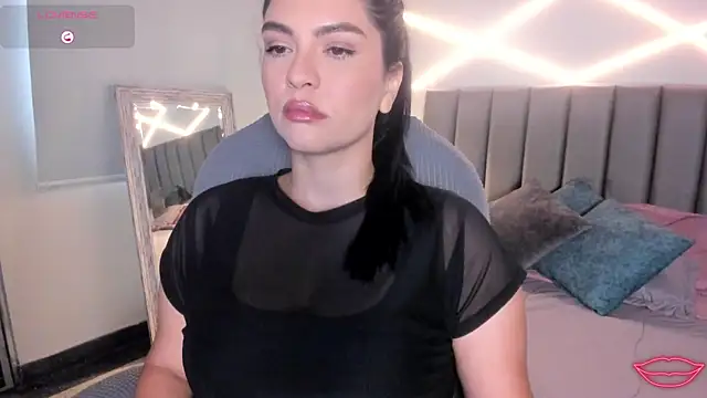 Veronicalanx1 online show from 03-25-26, 11:49