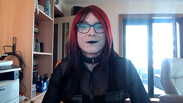  Davine  online show from 10-05-25, 02:59