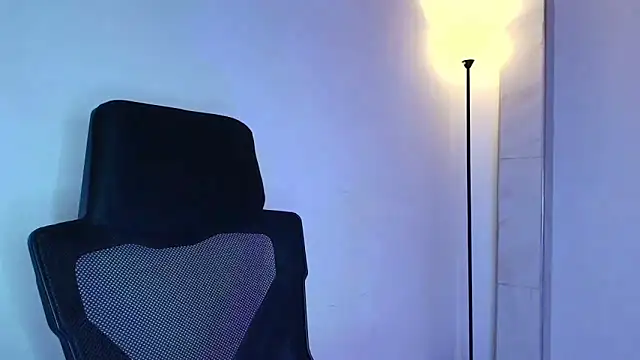 lisbet21x online show from 12-20-25, 07:43