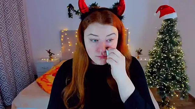 Snapshot of PolinaSalvatore chatting on 12-25-24, 01:20 PolinaSalvatore online show from 12-25-24, 01:20