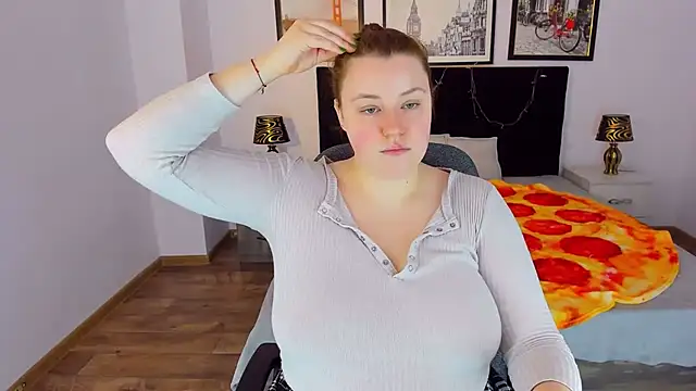 Snapshot of PolinaSalvatore chatting on 01-10-25, 10:50 PolinaSalvatore online show from 01-10-25, 10:50