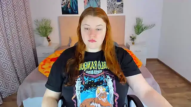 Snapshot of PolinaSalvatore chatting on 01-13-25, 07:54 PolinaSalvatore online show from 01-13-25, 07:54