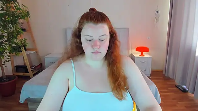 Snapshot of PolinaSalvatore chatting on 09-23-25, 08:06 PolinaSalvatore online show from 09-23-25, 08:06