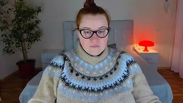 Snapshot of PolinaSalvatore chatting on 12-16-25, 01:16 PolinaSalvatore online show from 12-16-25, 01:16