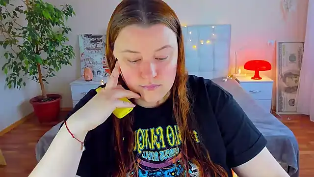 PolinaSalvatore online show from 04-06-26, 01:12