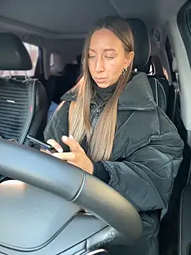 EvaCatt online show from 12-21-24, 05:36