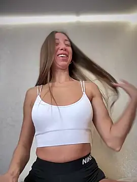 EvaCatt online show from 09-10-25, 04:12