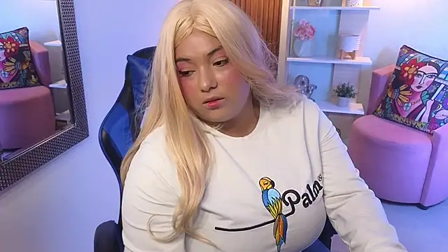 Kenya--Buhle online show from 01-05-26, 06:11