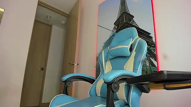 ela pretty online show from 11-22-25, 03:49