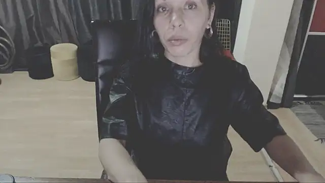 GoldenSasha online show from 11-23-25, 01:49