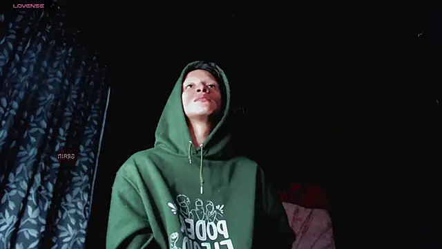 Summer XO online show from 02-01-25, 05:07